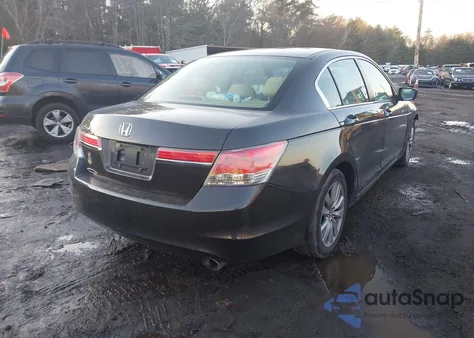 2011 Honda Accord 2.4 Ex z USA, uszkodzony, nr VIN 1HGCP2F70BA141478